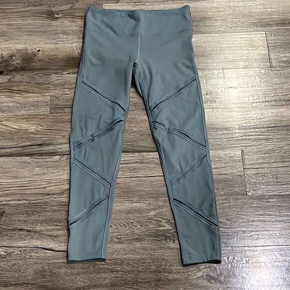 Mono B Dusty Blue Leggings Medium - Picture 1 of 3